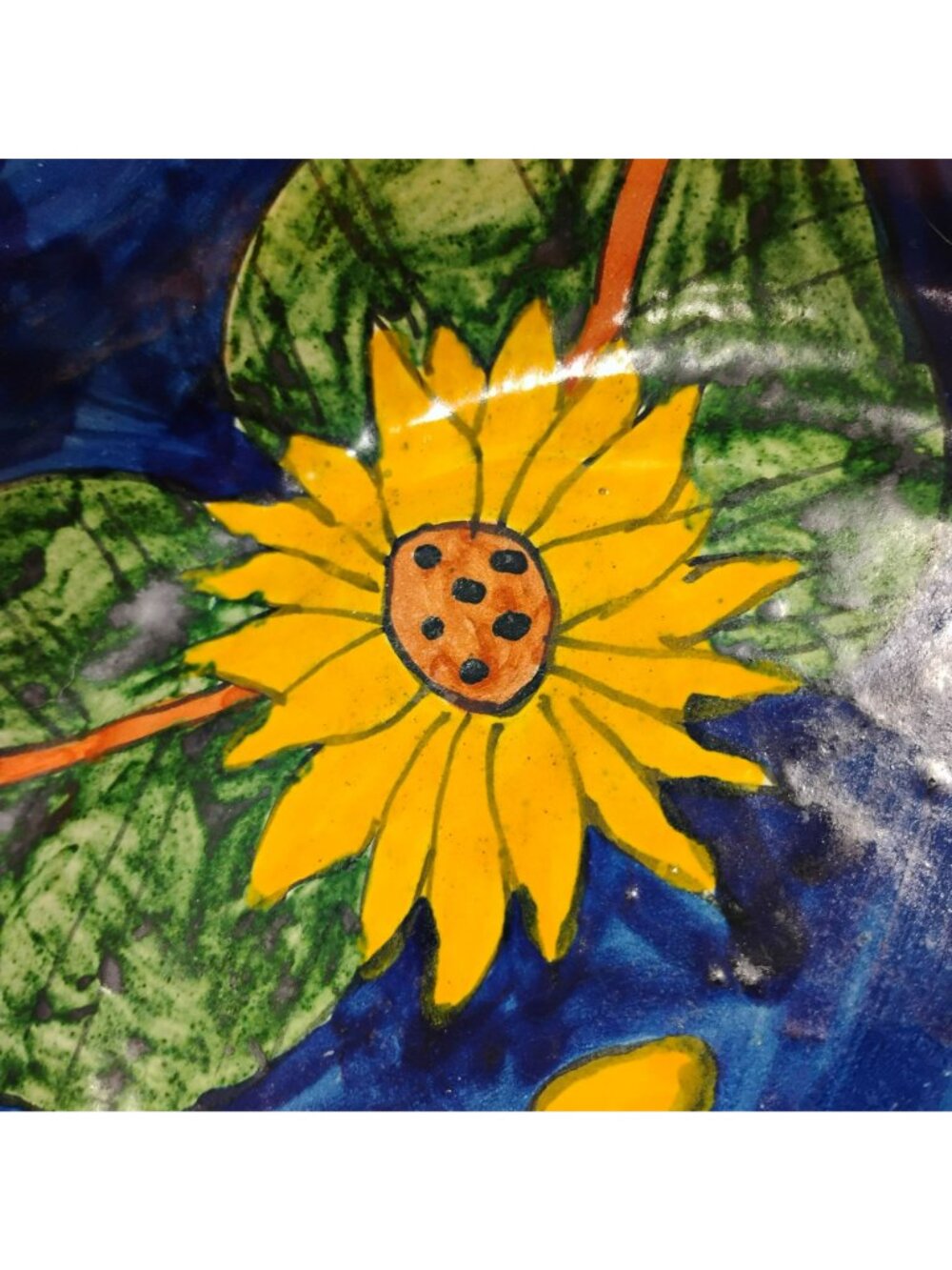 Vintage Mexican Folk Art Sunflower Serving Bowl, Hand-Painted Talavera Pottery - Picture 5 of 10
